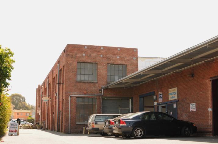 1000–2-2.jpg.opt715x474o0-0s715x474