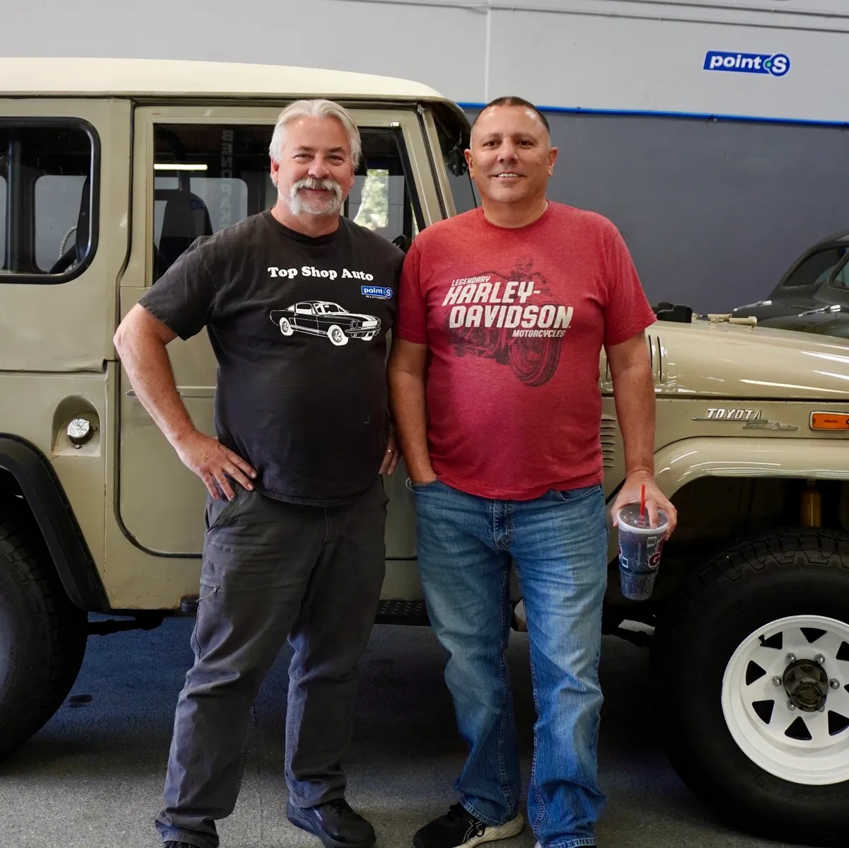 rs=w_1200,h_1200,cg_true